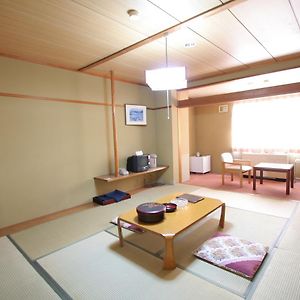Japanese-Style Room